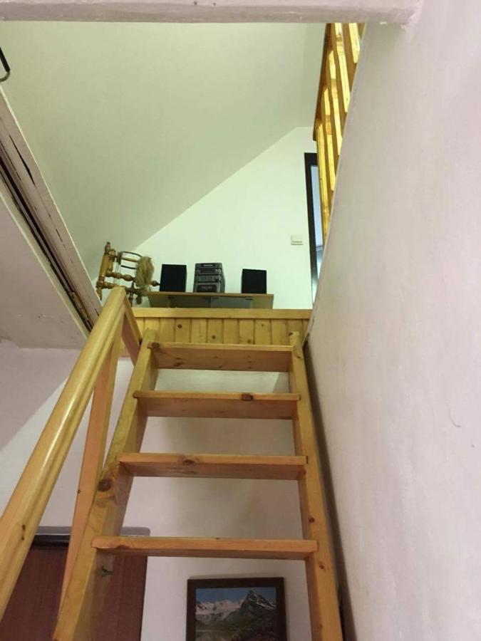 Chalupa Matej Liptovská Osada Esterno foto