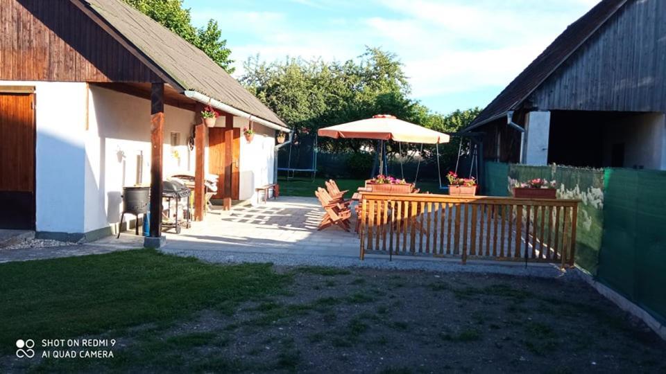 Chalupa Matej Liptovská Osada Esterno foto
